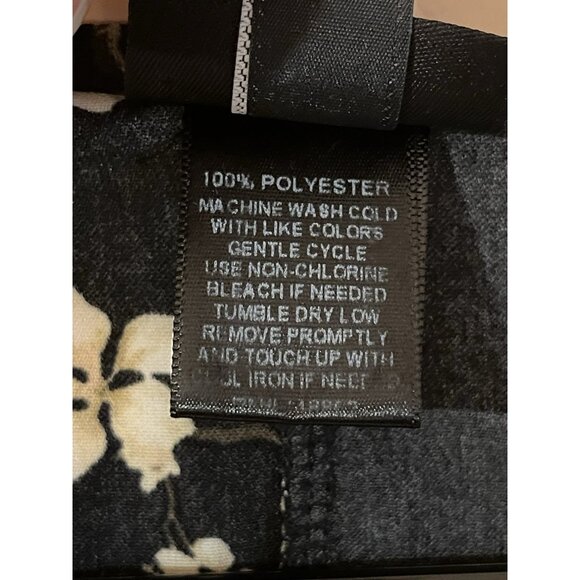 Torrid Floral V-Neck front Zip Up Down Kimono & Poncho Cape Size 4 - Picture 6 of 14